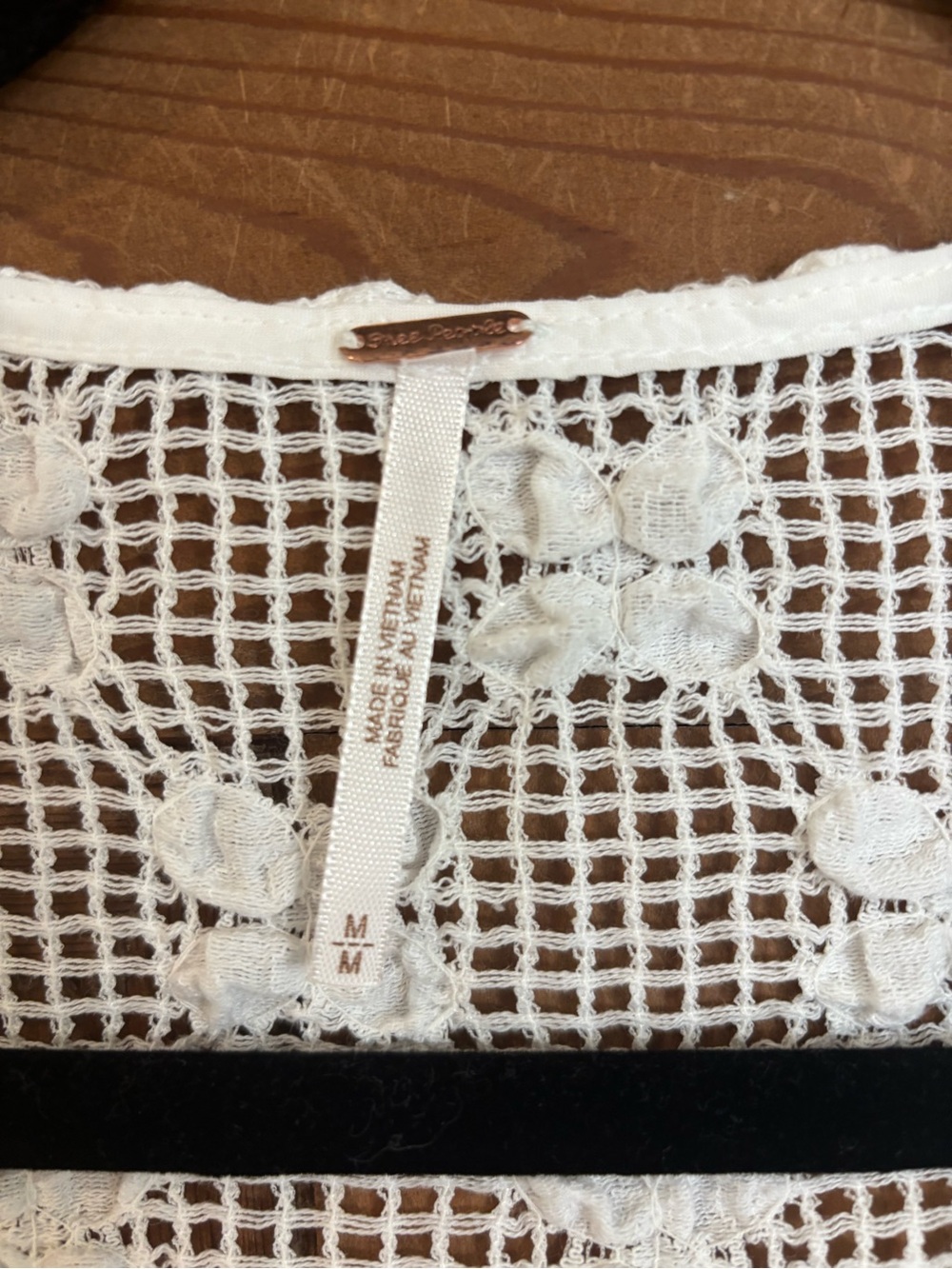 Free People Julie White Crochet Tie-Front Knit Top Size Medium - Picture 5 of 8